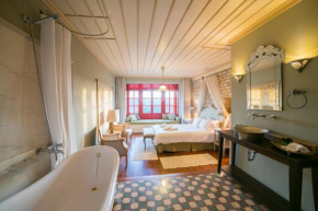 Village Primoula Suites & Spa